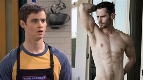 dan benson bottoms|Former Disney star Dan Benson says he’s straight but。